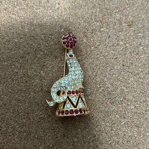 Vintage Napier Rhinestone Seal With Ball Circus Pin Brooch